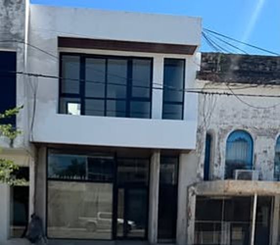 Local comercial en dos plantas